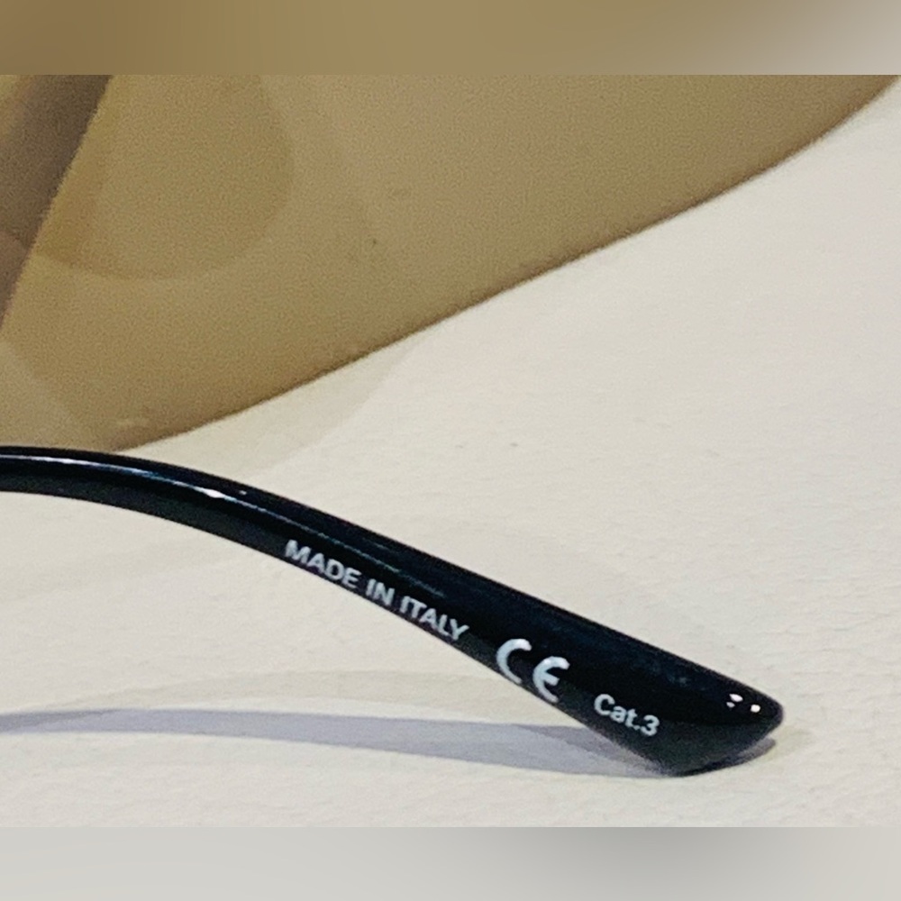 New Women’s Balenciaga Sunglasses - Picture 12 of 12